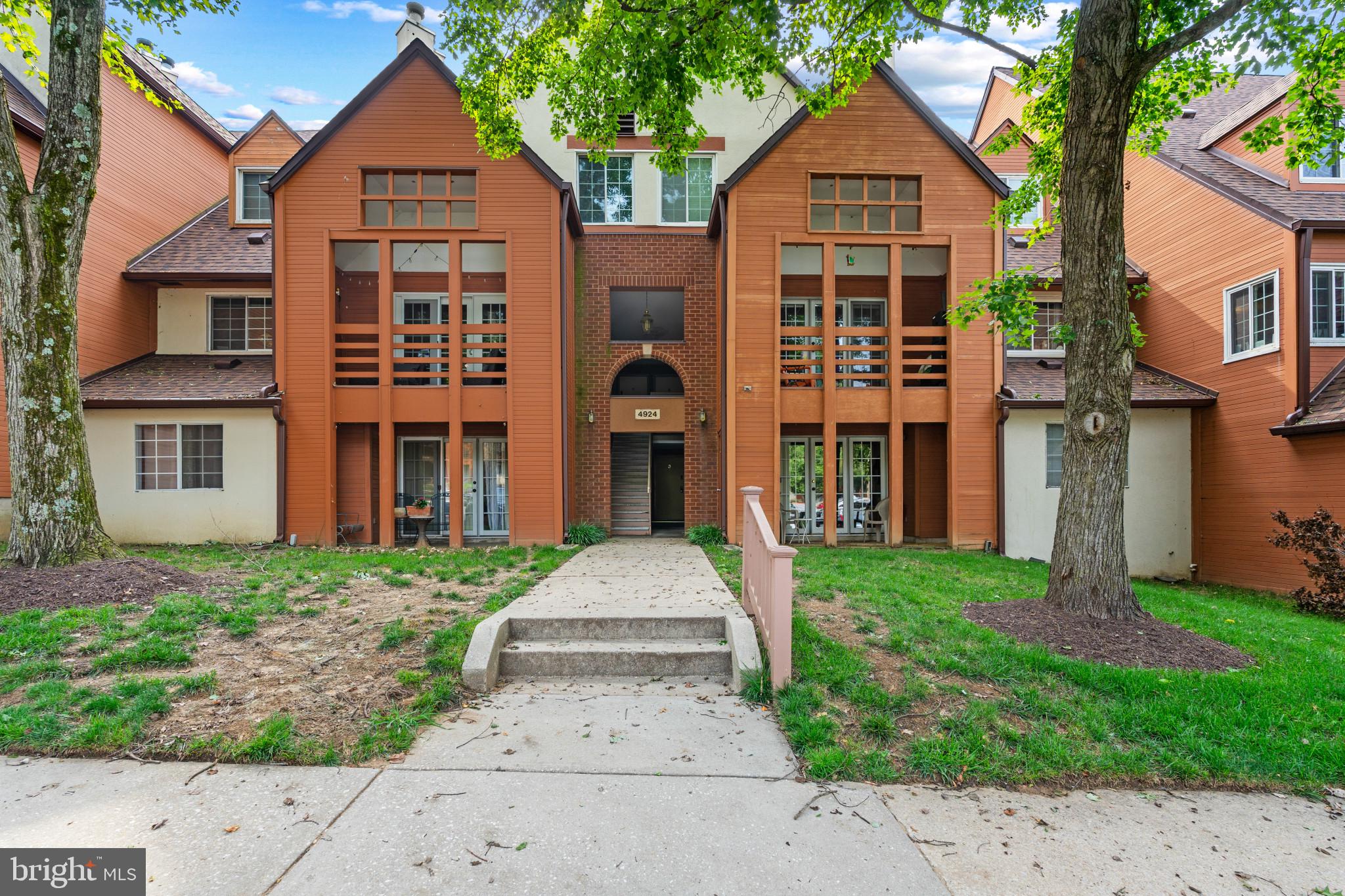 4924 Columbia Road 5
