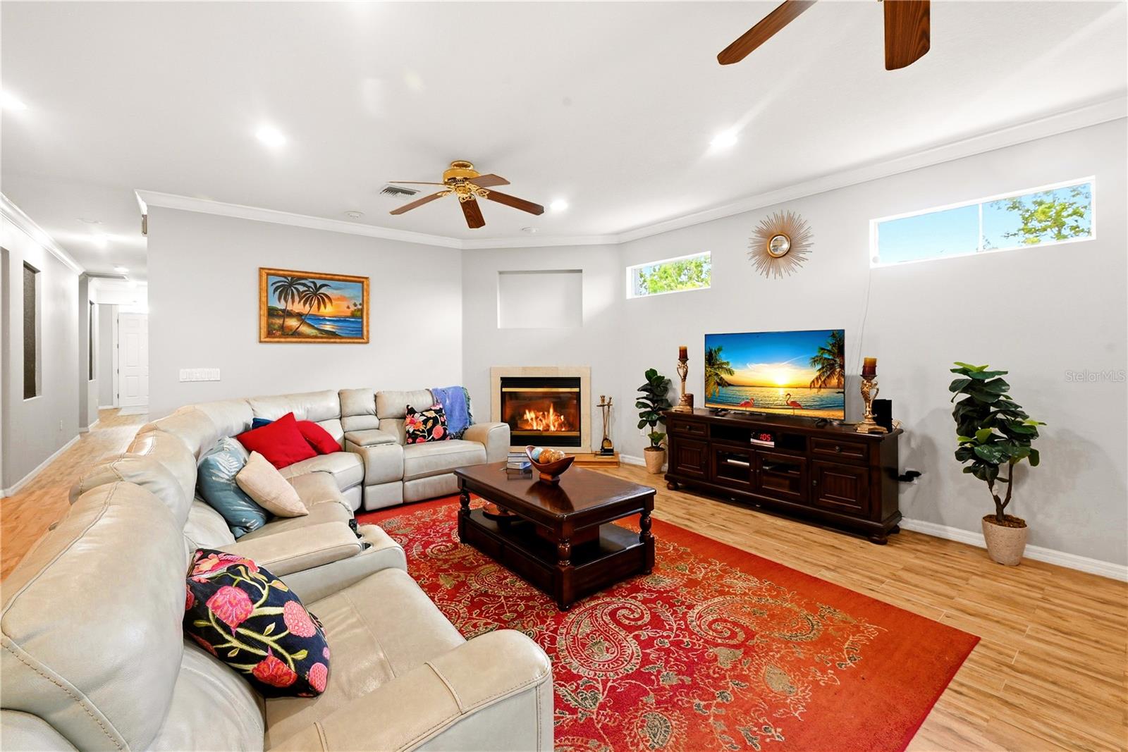 746 Country Lane