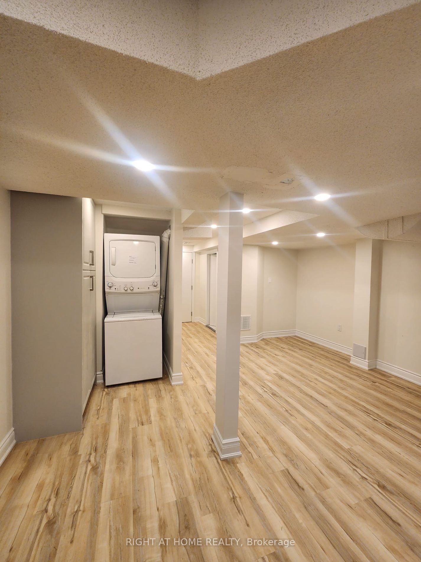 9 Mediterra Dr (Bsmnt)