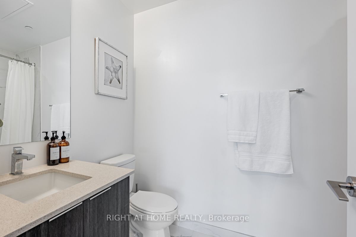 120 Parliament St 405