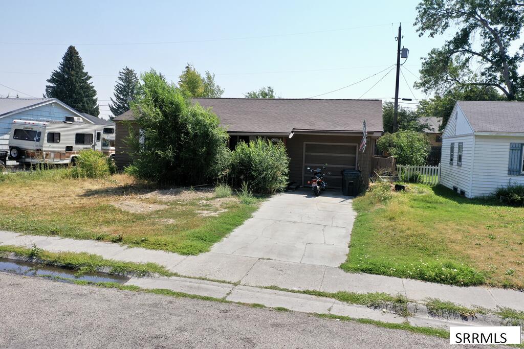 385 Tendoy Drive