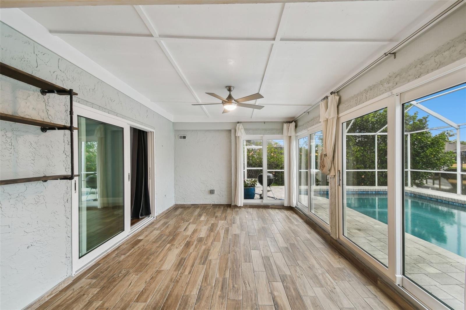 6109 Schooner Way