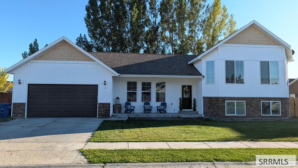 407 Buckskin Court