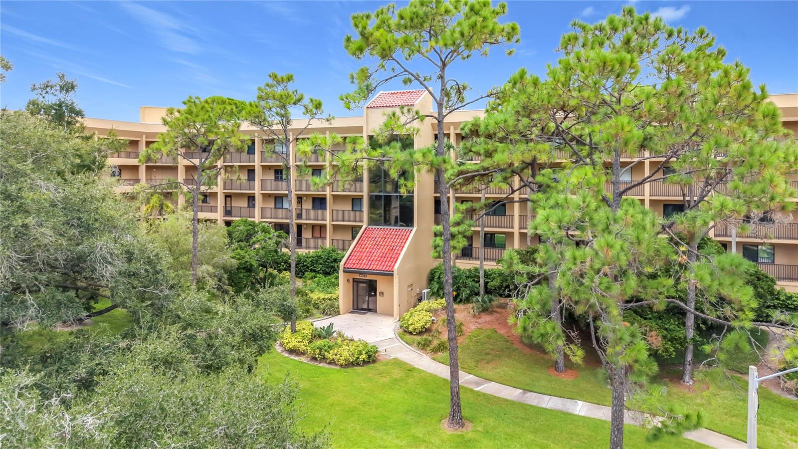 3078 Eastland Boulevard 209