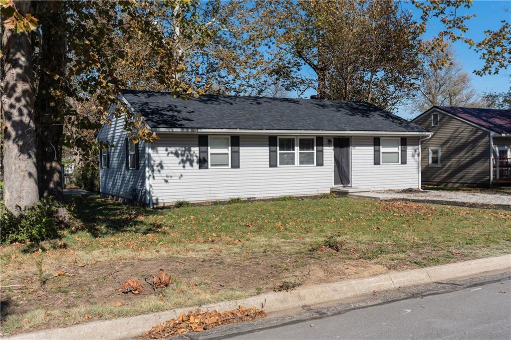Nevada Real Estate 724 E Central Street MO 64772 123,000