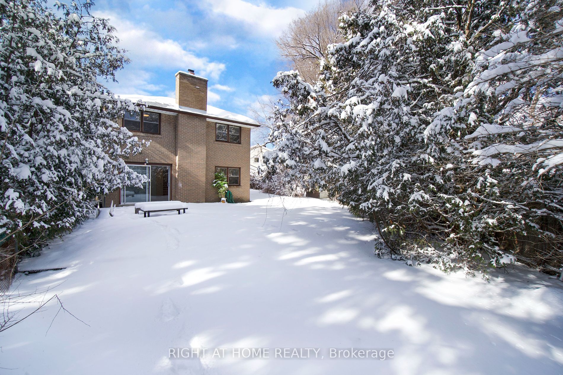 19 Waring Crt