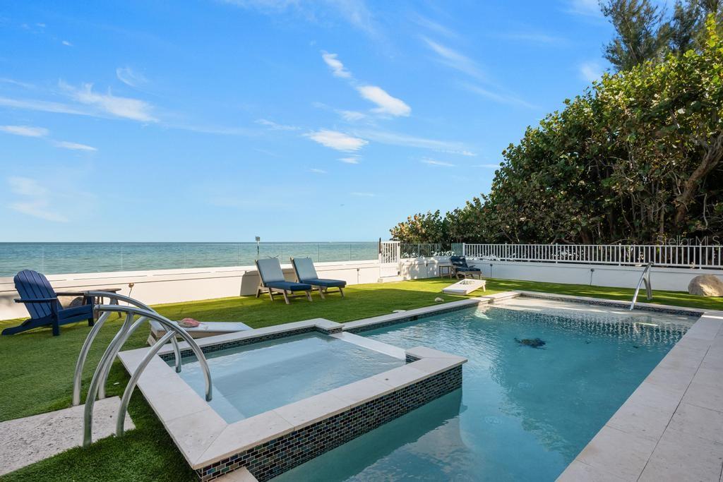 915 N Shore Drive