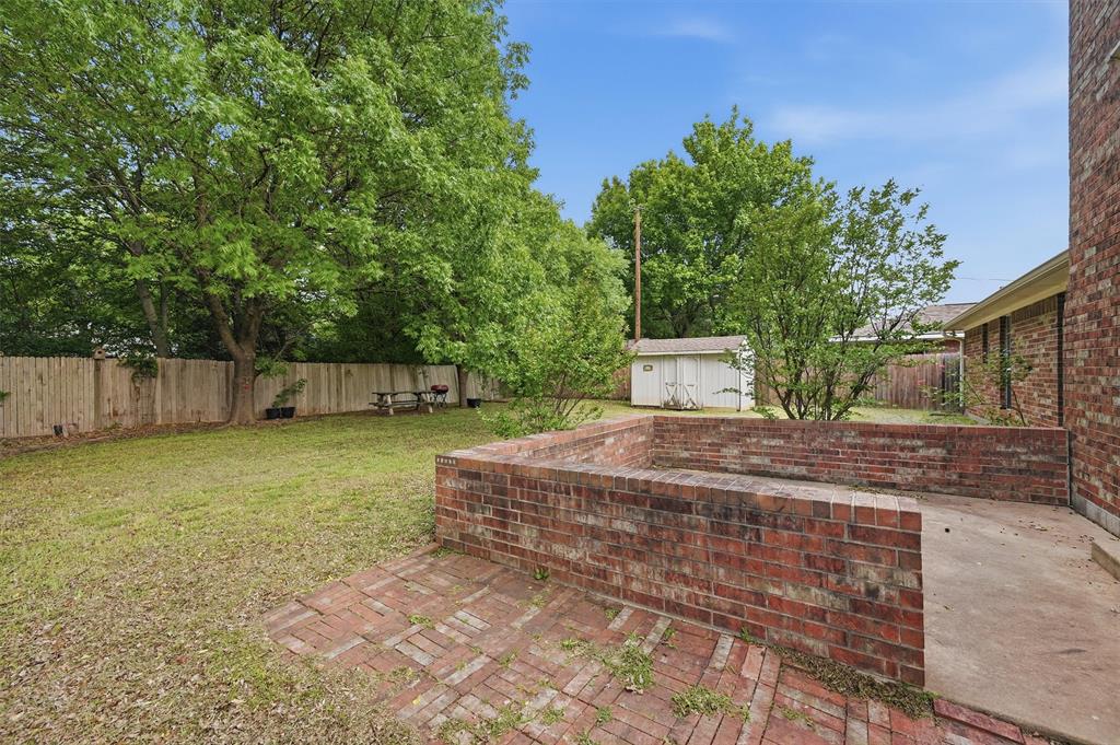 742 S Valentine Drive