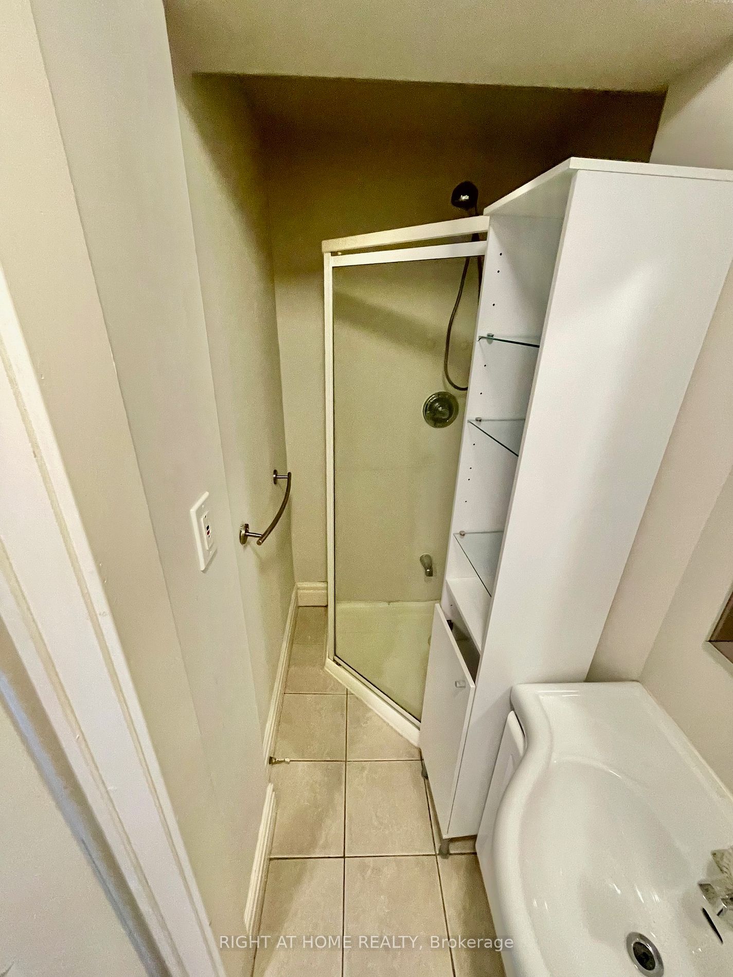 163 Greenwood Ave Main