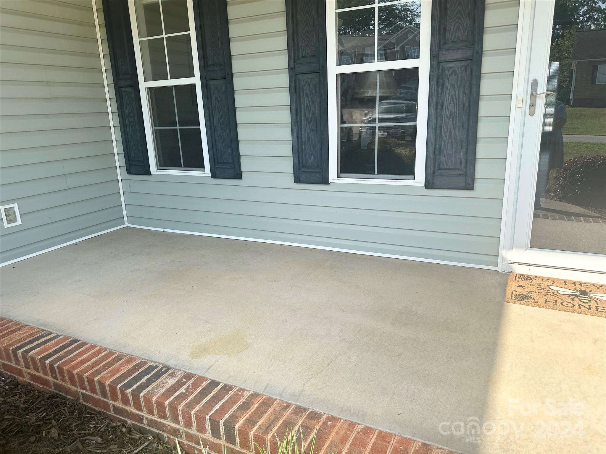 124 Deer Creek Drive