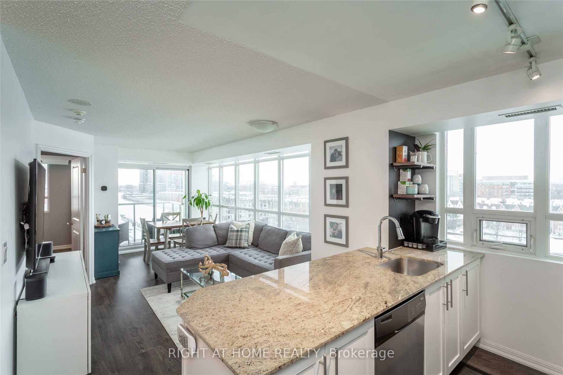 125 Western Battery Rd 715