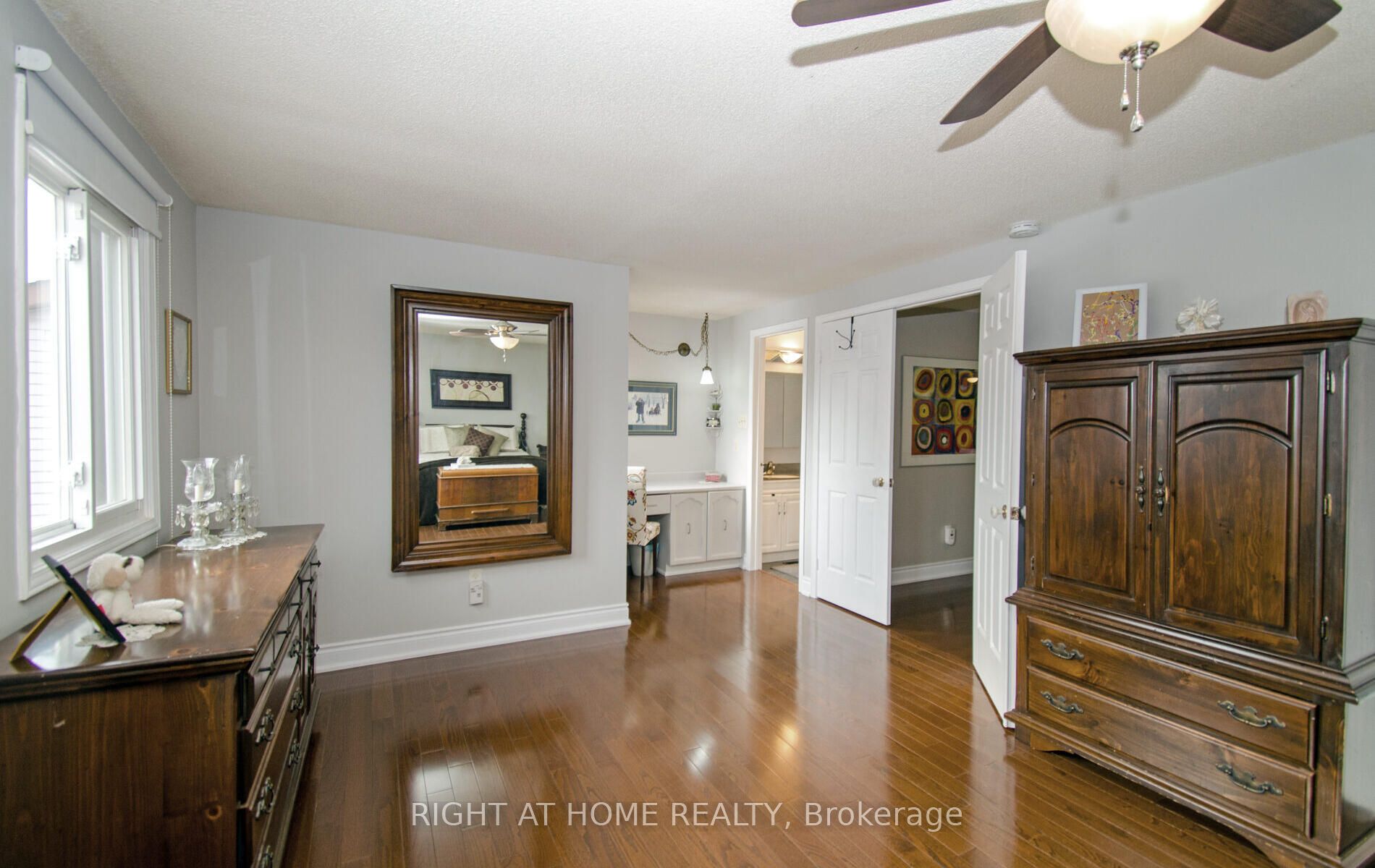 54 Ferguson Pl