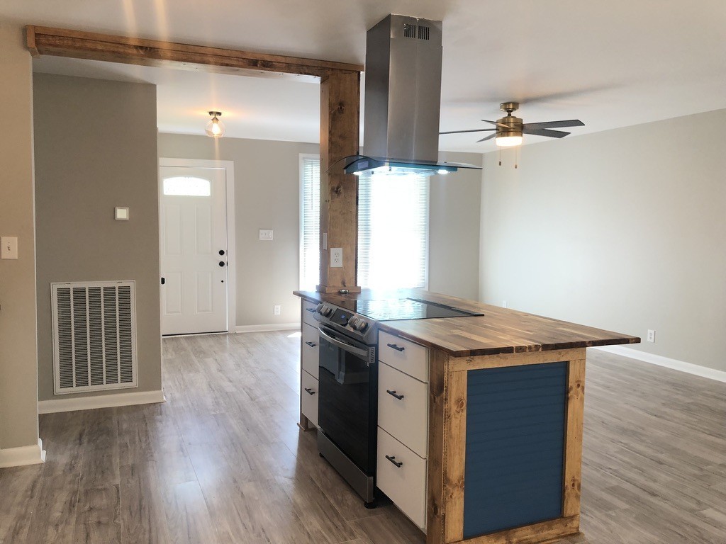 302 Donal Terrace