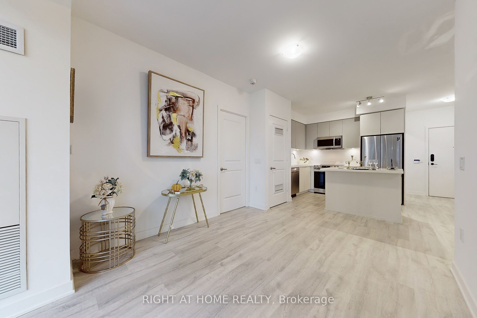 4675 Metcalfe Ave 810A
