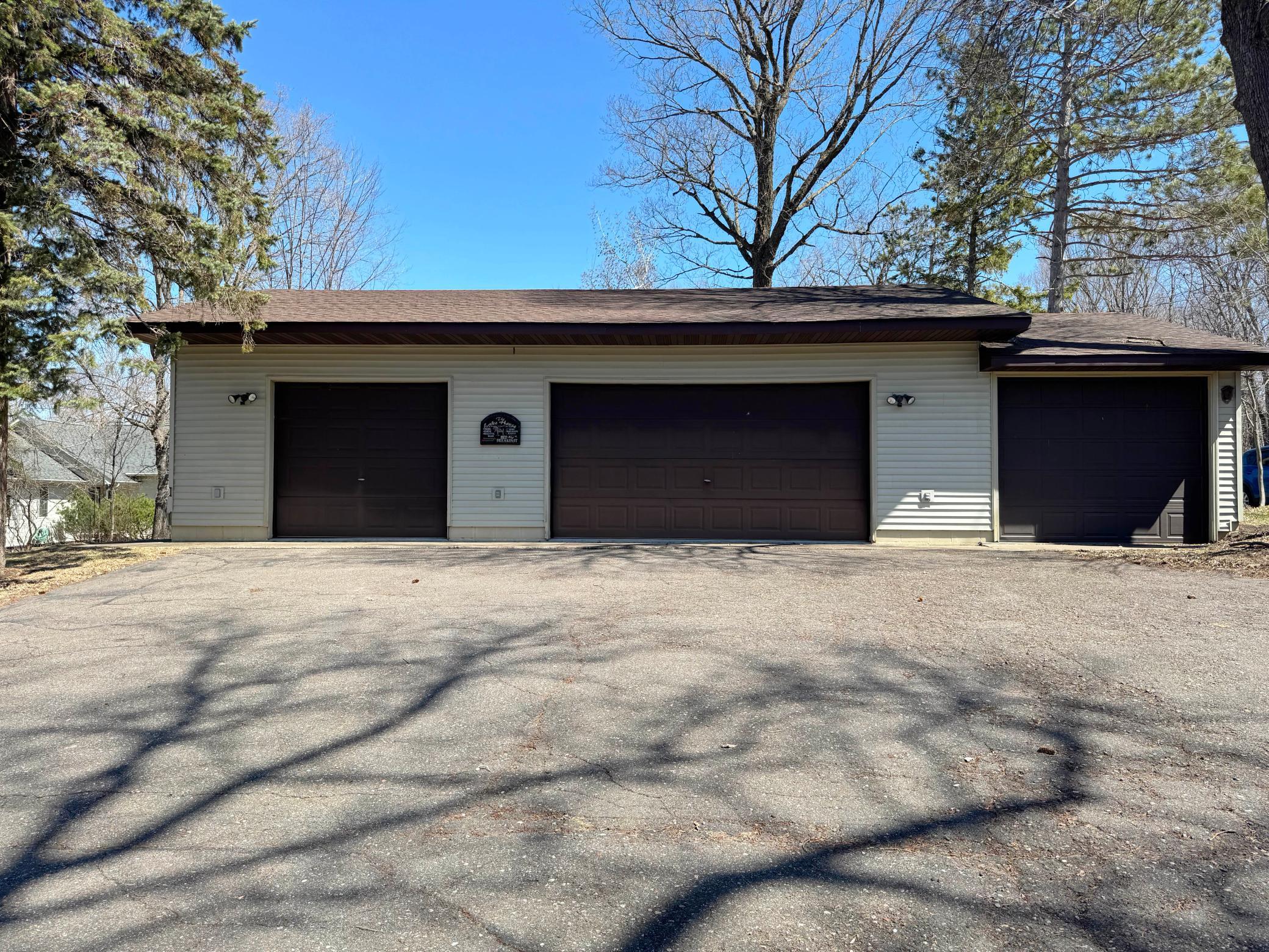 8942 Eyota Way