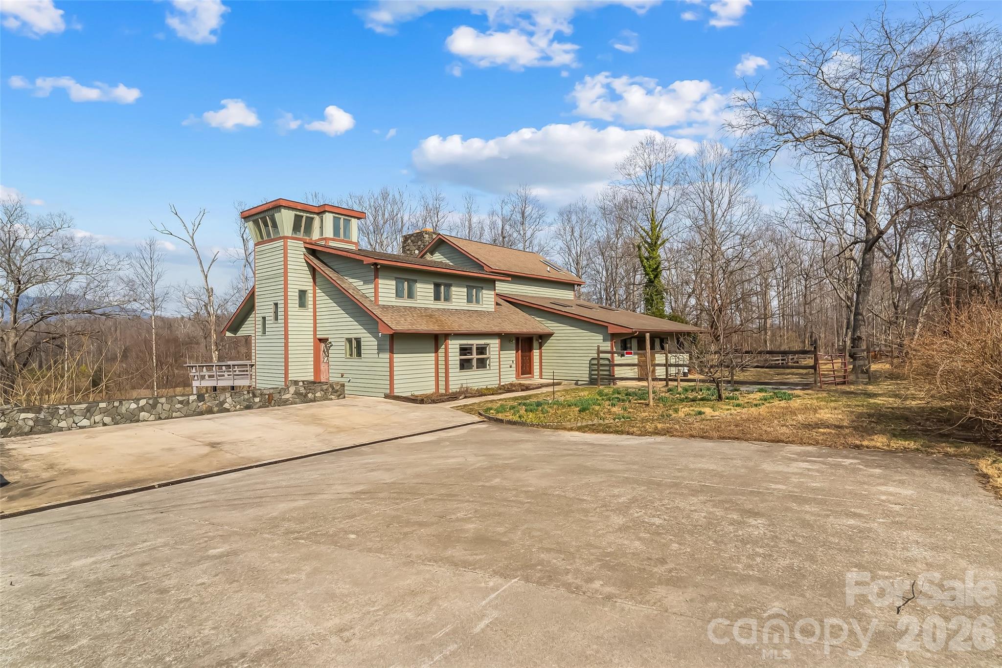 2590 Airport Road