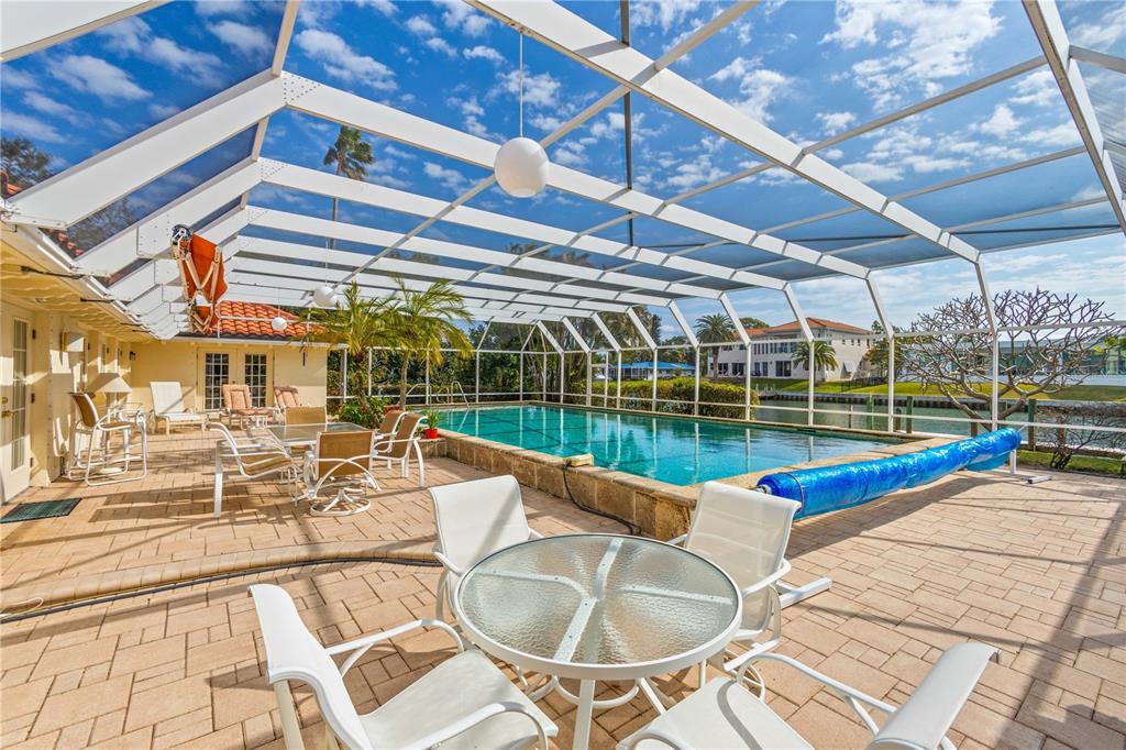 700 Old Compass Road