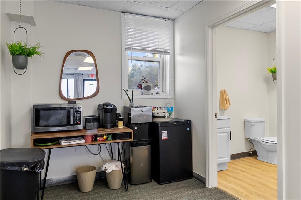 1119-1125 Merriam Lane