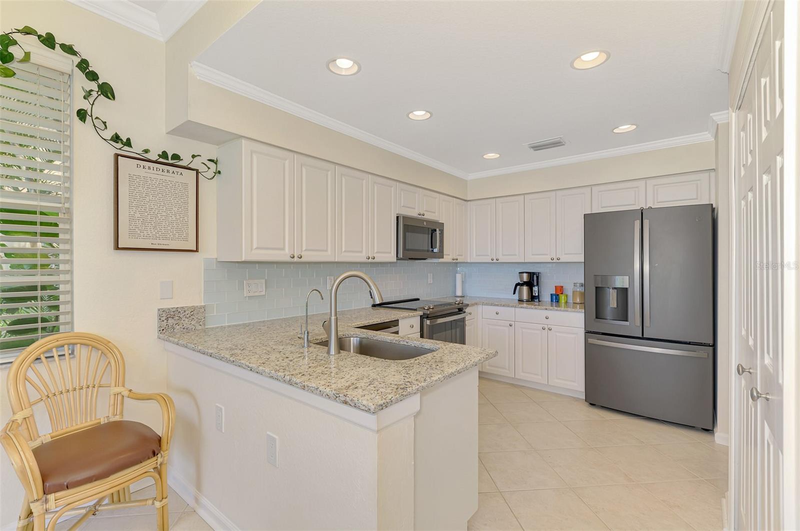 4620 Club Drive 102