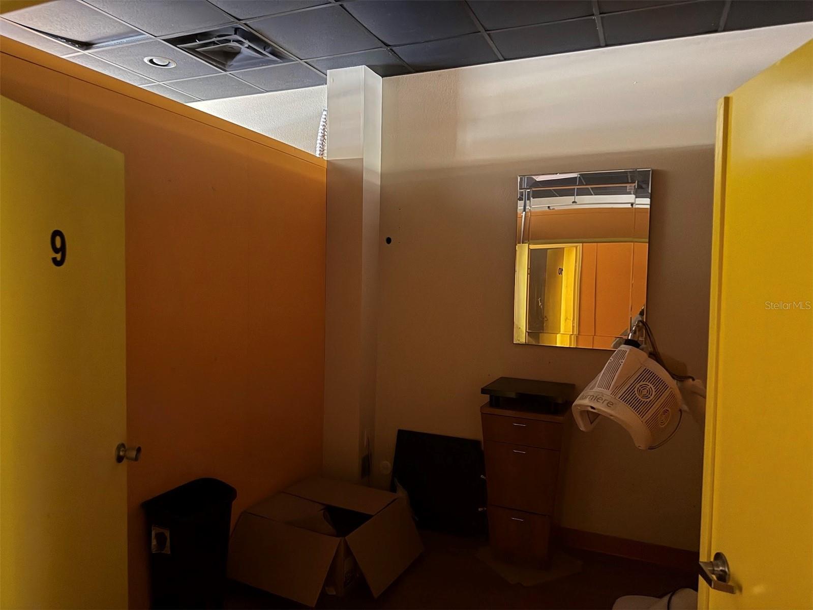 2611 SW 19th Avenue Road 500