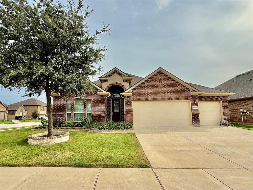 Welcome Home! Beautiful Hill Series executive style home, 3 bedroom, 2 bath, office or study PLUS 3 car garage! Oversized lot of approximately 70' x 120'. Many extras in this Hill Series DR Horton home. Nice drive up with upgraded entry. Eight foot custom leaded front door opens to 12' ceiling in the entry.  Corner lot is the perfect location. Stone and brick landscaping trim is a great accent. Very energy efficient and super low utility bills. Fully bricked and full gutters. Amazing kitchen with island and skylight. Lots of granite countertop space and plenty of cabinets. Home features split bedrooms and front room is designed for either study-office-formal dining. Wood floors in office and living room. Living area features fireplace with gas logs. Open plan is great for entertaining. The master bedroom is huge and opens to very nice bath. Separate shower, garden tub and large vanity area. Nice secondary bedrooms. Fridge, washer and dryer can stay. Copper Creek features parks, pool, basketball and tennis court and a small lake. Greenbelt area and walking path around most of the neighborhood. Located just a short drive to the Betsy Park Community Center that is opening soon with lots of things to do including after-school care, pickleball, basketball , craft classes and more! Super easy freeway access to Fort Worth or Dallas.