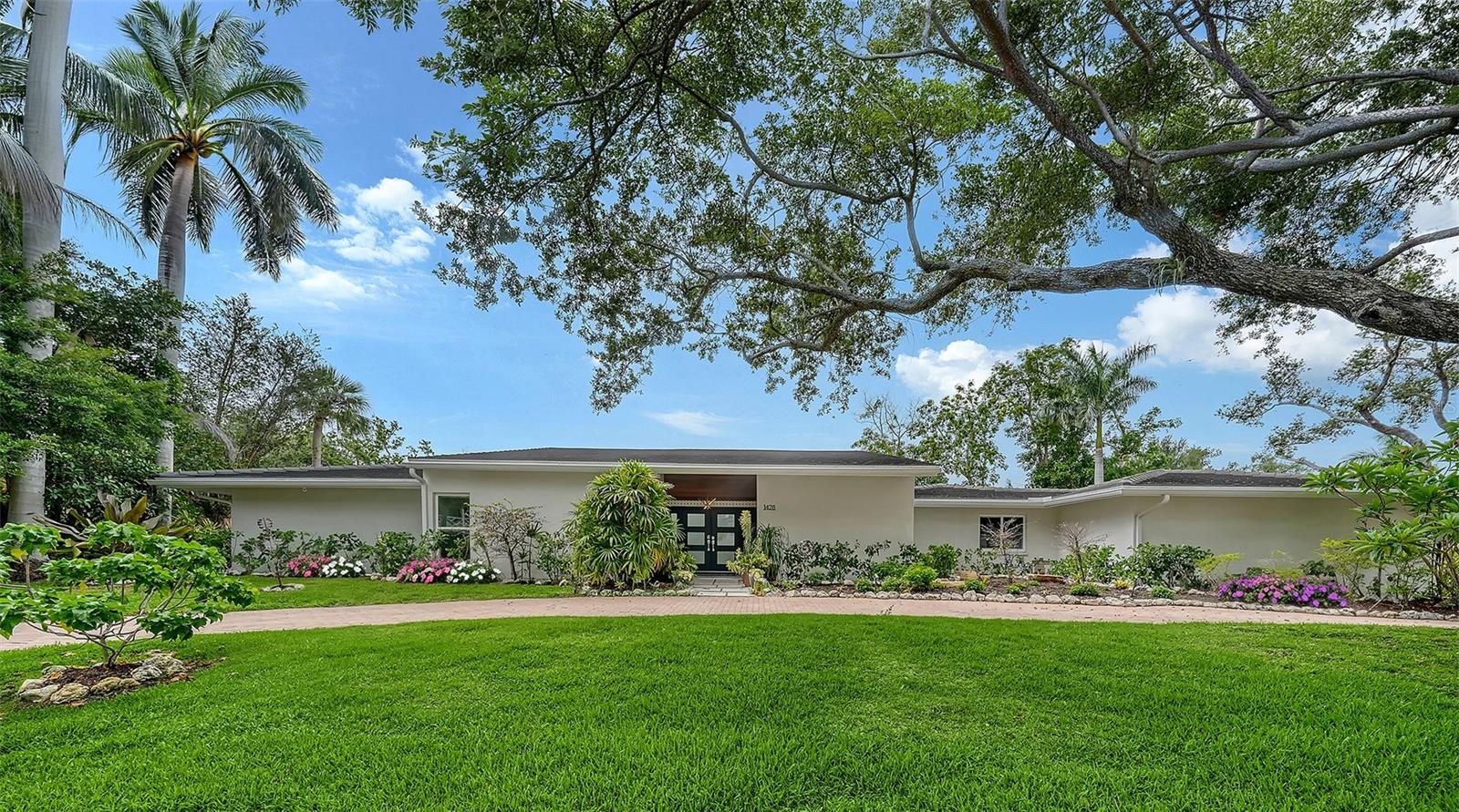 1428 Pine Bay Drive, Sarasota, FL