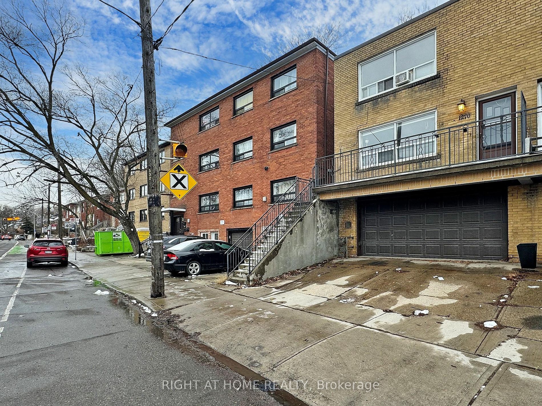 1270 Davenport Rd Upper