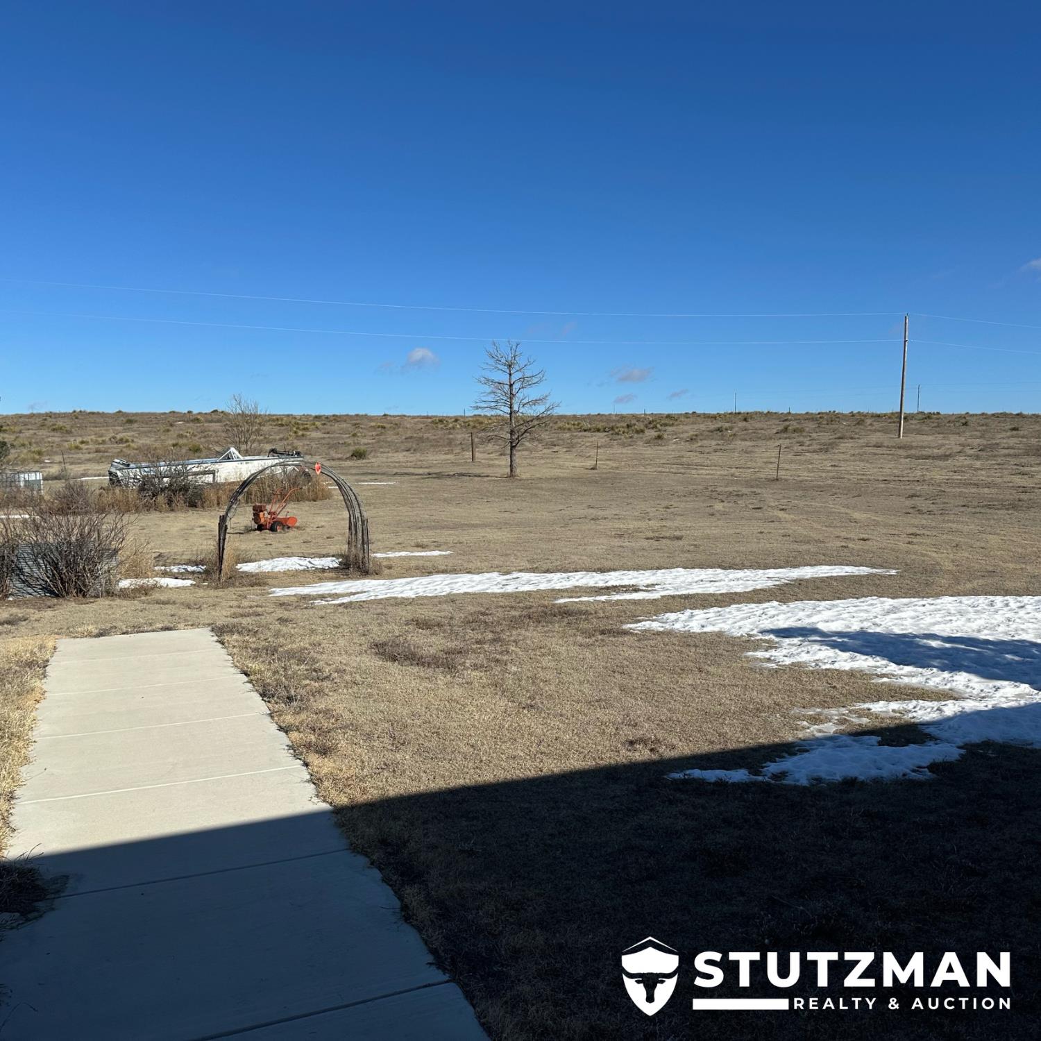 1047 Road H