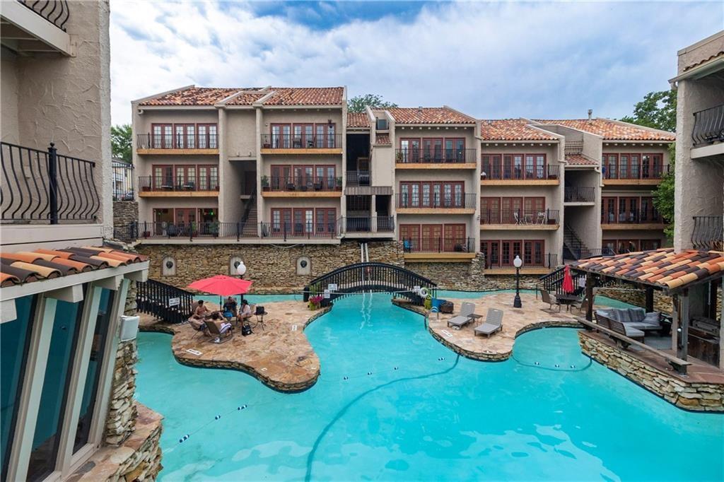 1111 W 46th Street 27