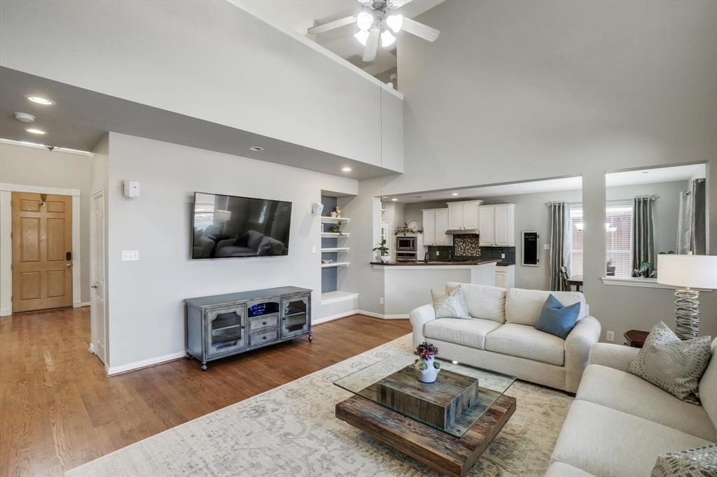 3808 Glenshannon Lane