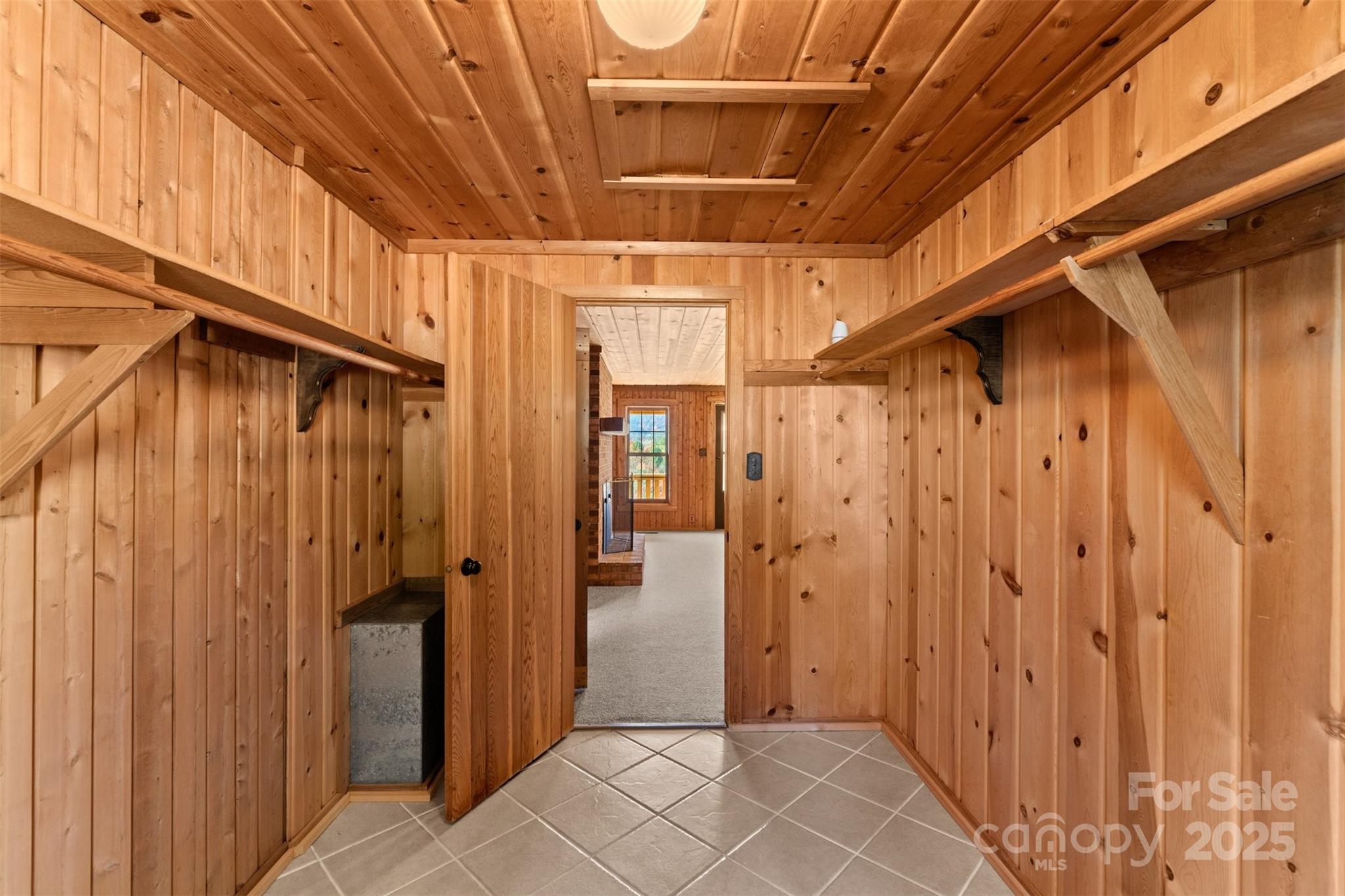 4095 Table Rock Mountain Road