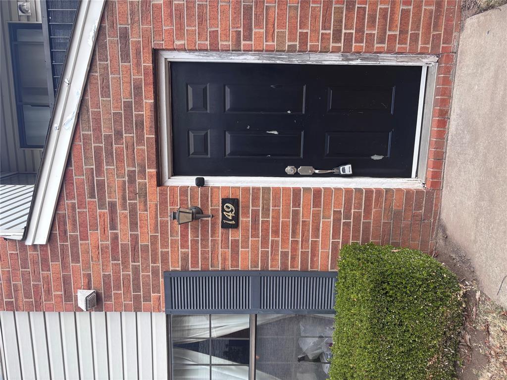 Welcome to a well-located condominium with the conveniences of being close to the University of Oklahoma and great access to all the Norman has to offer.  This unit includes a spacious living room and kitchen equipped with all of your major kitchen appliances, such as a stove, refrigerator, and a dishwasher.  HVAC replaced June of 2024. Additional features include one designated covered parking space and one designated un-covered parking space.  The HOA also covers exterior maintenance, common area maintenance, access to the pool, and the City of Norman utilities. New roof at complex in March 2026.  The HOA board has also approved new fencing and siding. Completion date unknown. Due to the owner-occupancy ratio, FHA, VA, Fannie Mae, Freddie Mac, or any other government loans are not able to be used.