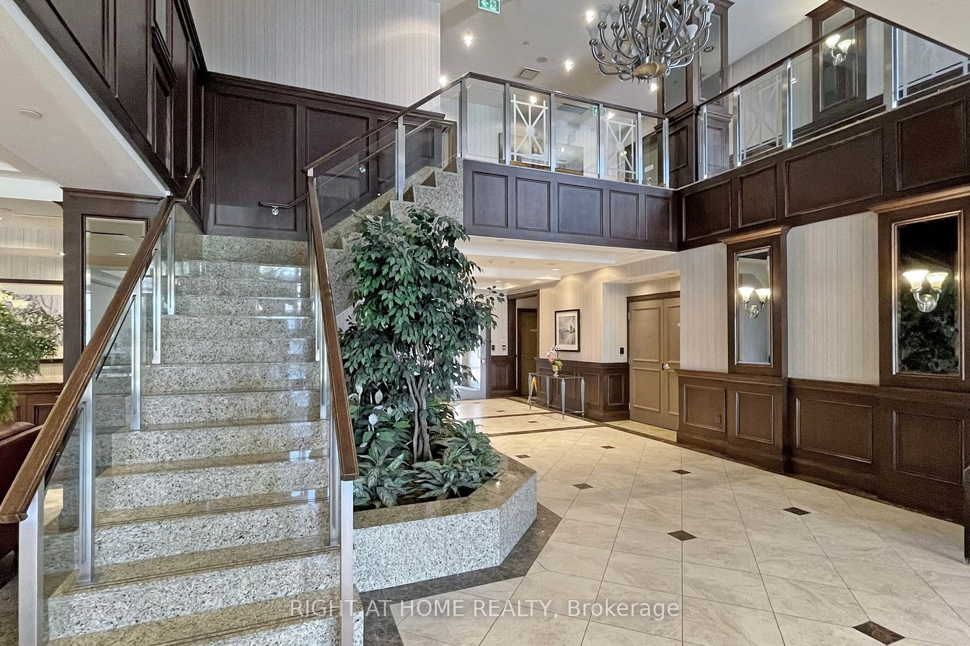 7 North Park Rd 708