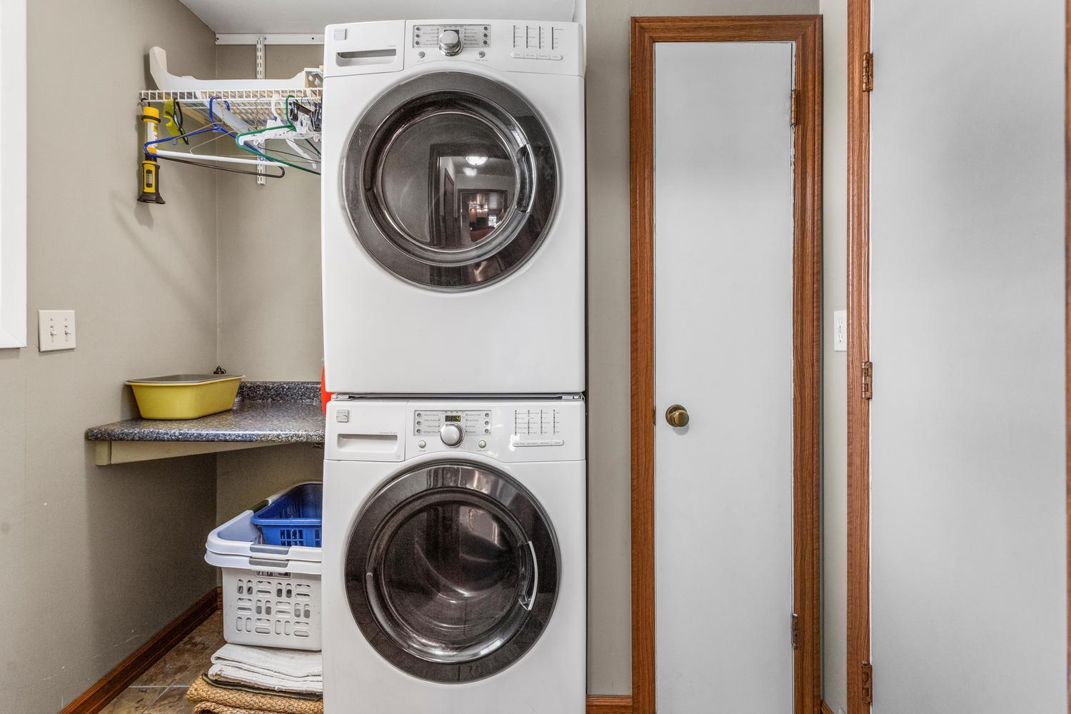 910 N Bell Street