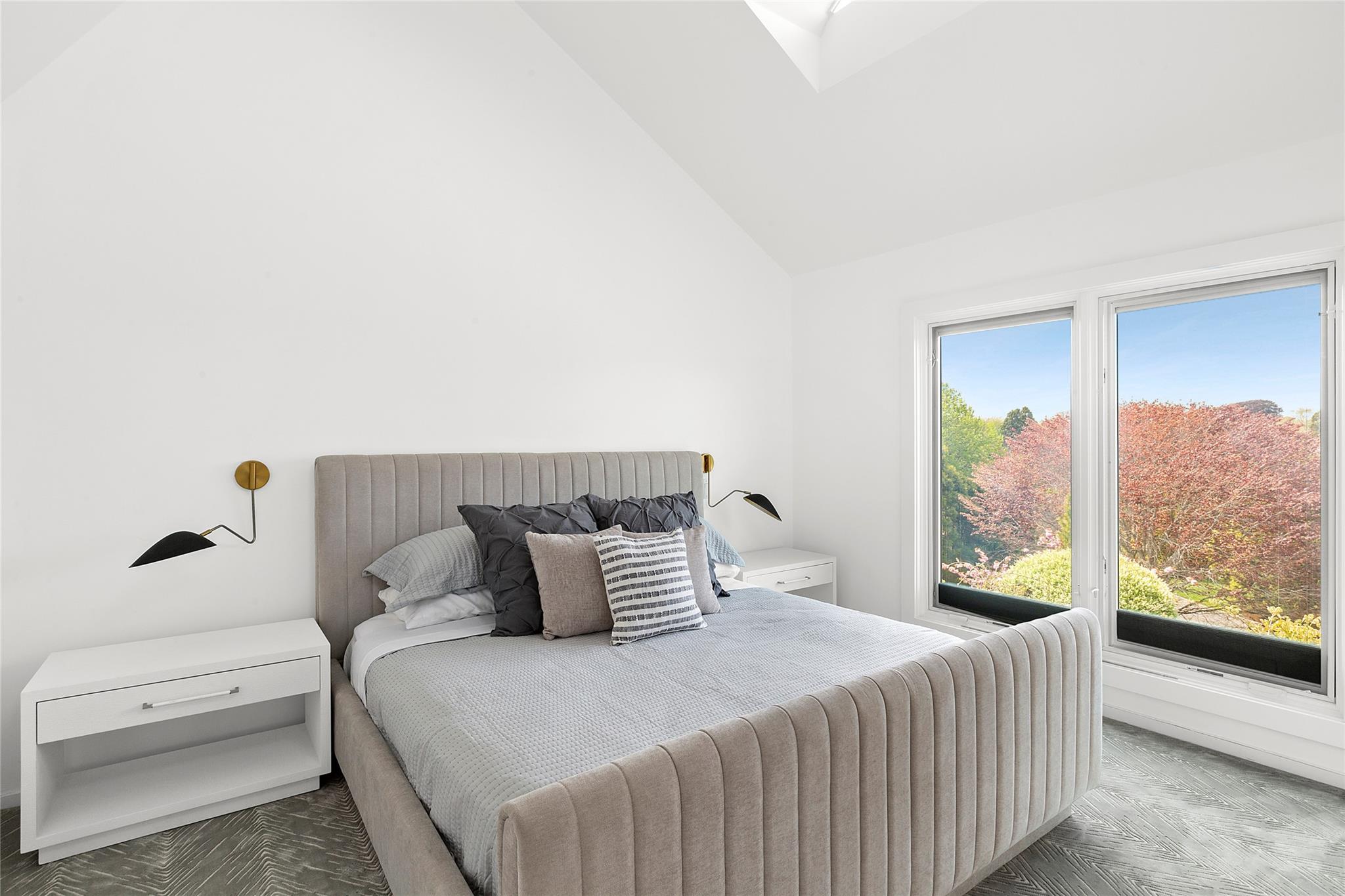 33 Lily Pond Lane