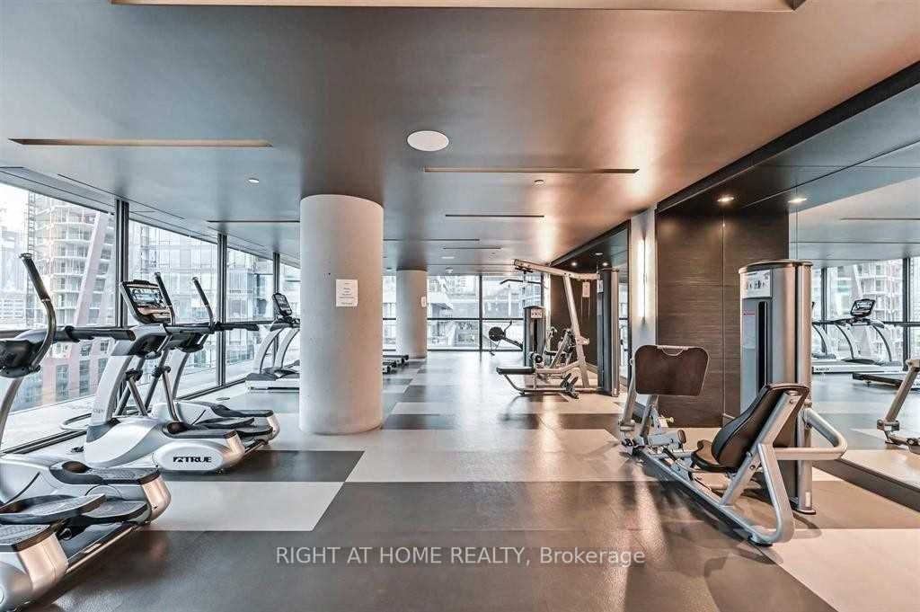 290 W Adelaide St 3212