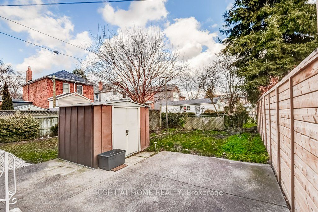 93 Watson Ave