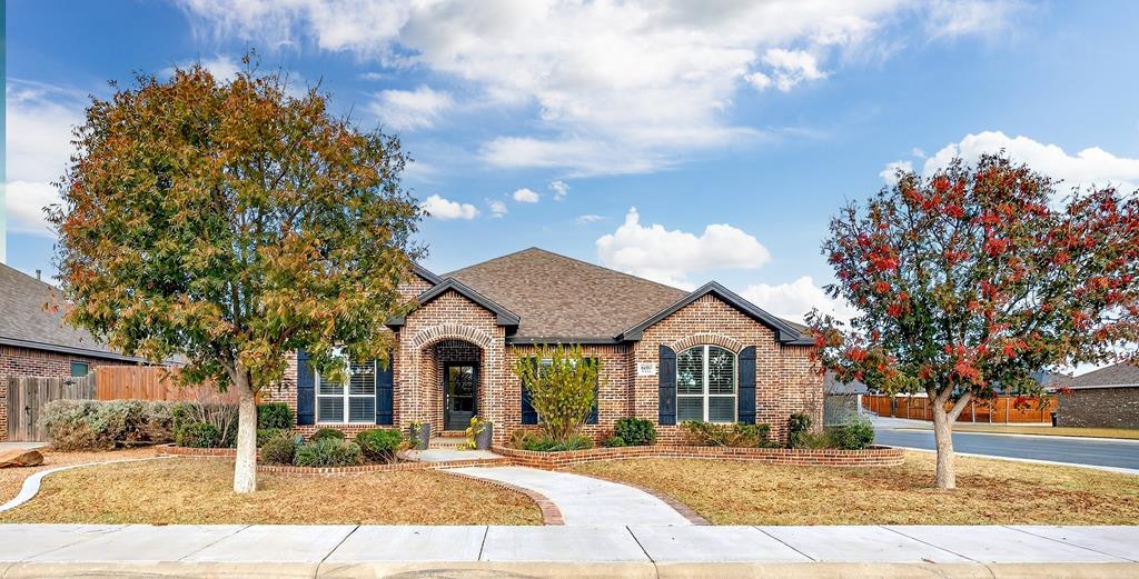 BARELY LIVED IN AND BEAUTIFUL! CORNER LOT WITH GORGEOUS DRIVE-UP APPEAL! MARK PAYNE RESALE WITH OPEN FLOOR PLAN! GREAT ISLAND BAR OVERLOOKS FAMILY ROOM AND CASUAL DINING AREA! LOADED WITH WHITE MODERN CABINETS, PRETTY COUNTERTOPS AND PANTRY, THIS KITCHEN IS STUNNING! FLEX ROOM IS PERFECT FOR SECOND DINING OR LIVING, HOME GYM, PLAYROOM OR HOME OFFICE! SEQUESTERED PRIMARY SUITE IS SPACIOUS AND OFFERS LOVELY BATH AND ABUNDANT CLOSET SPACE! ROOMY GUEST ROOMS HAVE WALK-IN CLOSETS! J&J BATH AND HALL BATH! FUNCTIONAL UTILITY ROOM! COVERED PATIO AND NICE SIZED BACKYARD! 3 CAR GARAGE! IDEAL LOCATION!