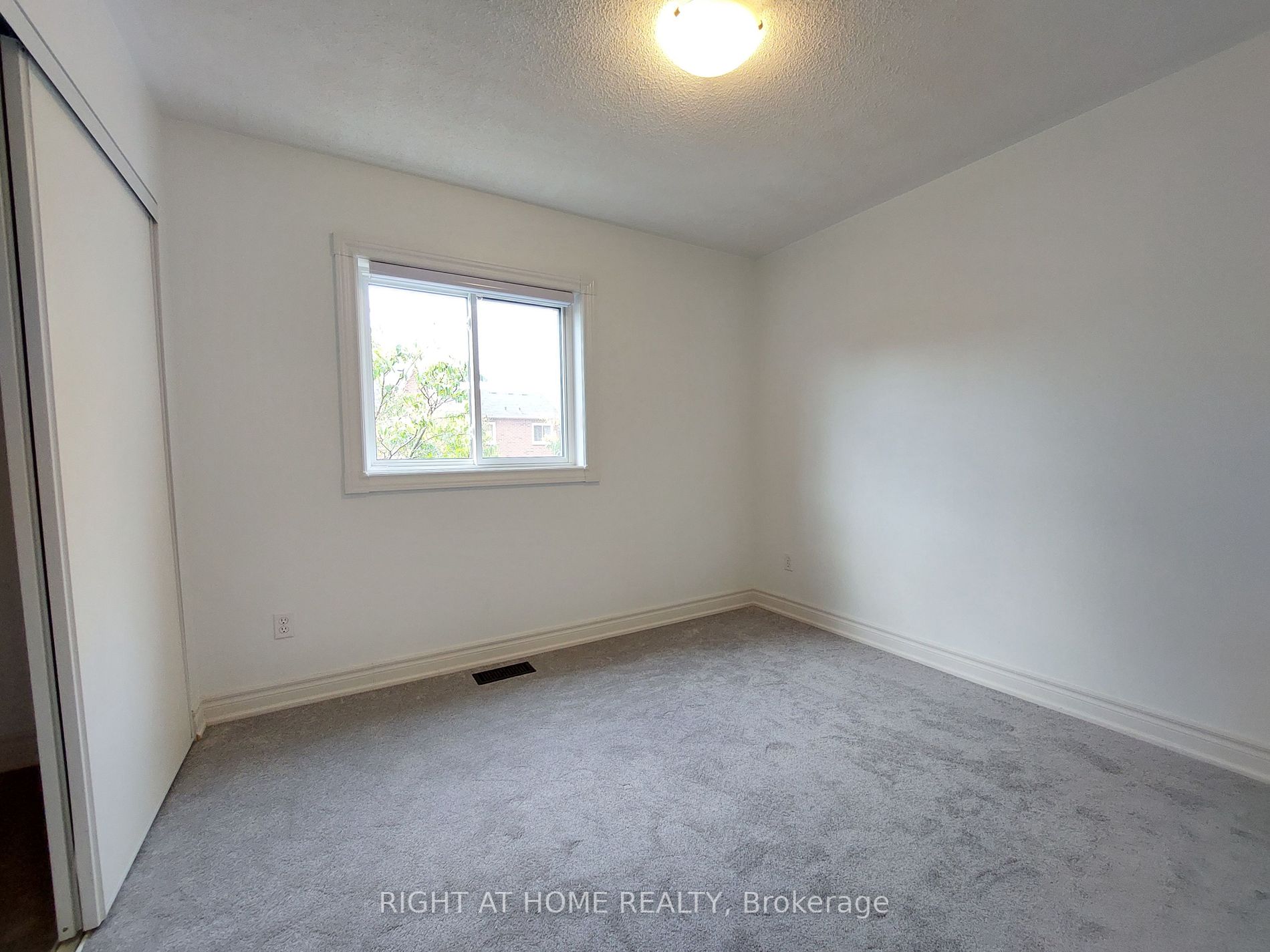 5940 Glen Erin Dr 28A
