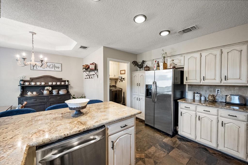 4118 Kingsferry Drive