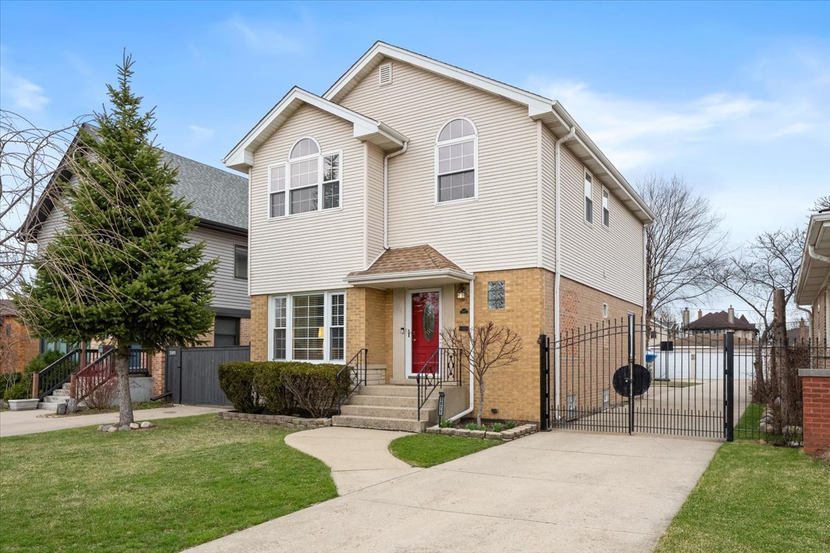 5877 N Central Avenue, Chicago, IL 60646 | MLS# 12597777
