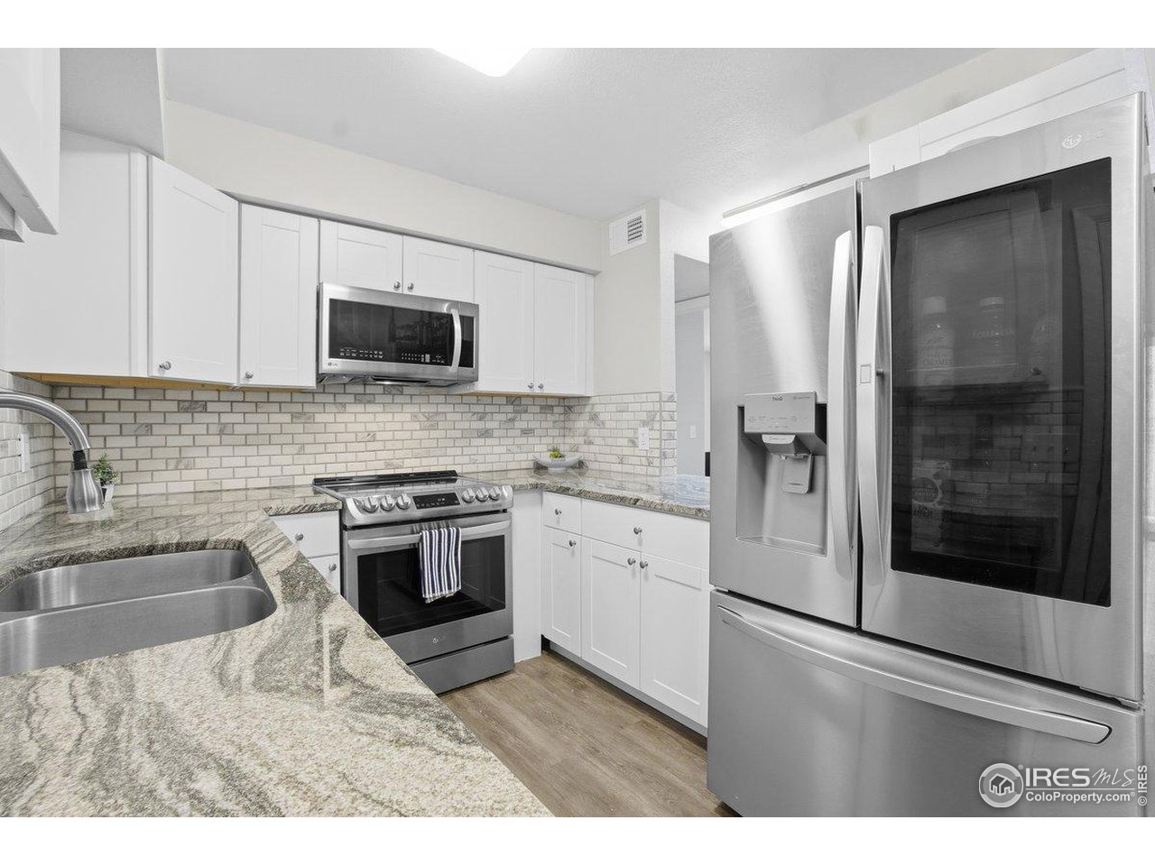 4450 S Pitkin St 126