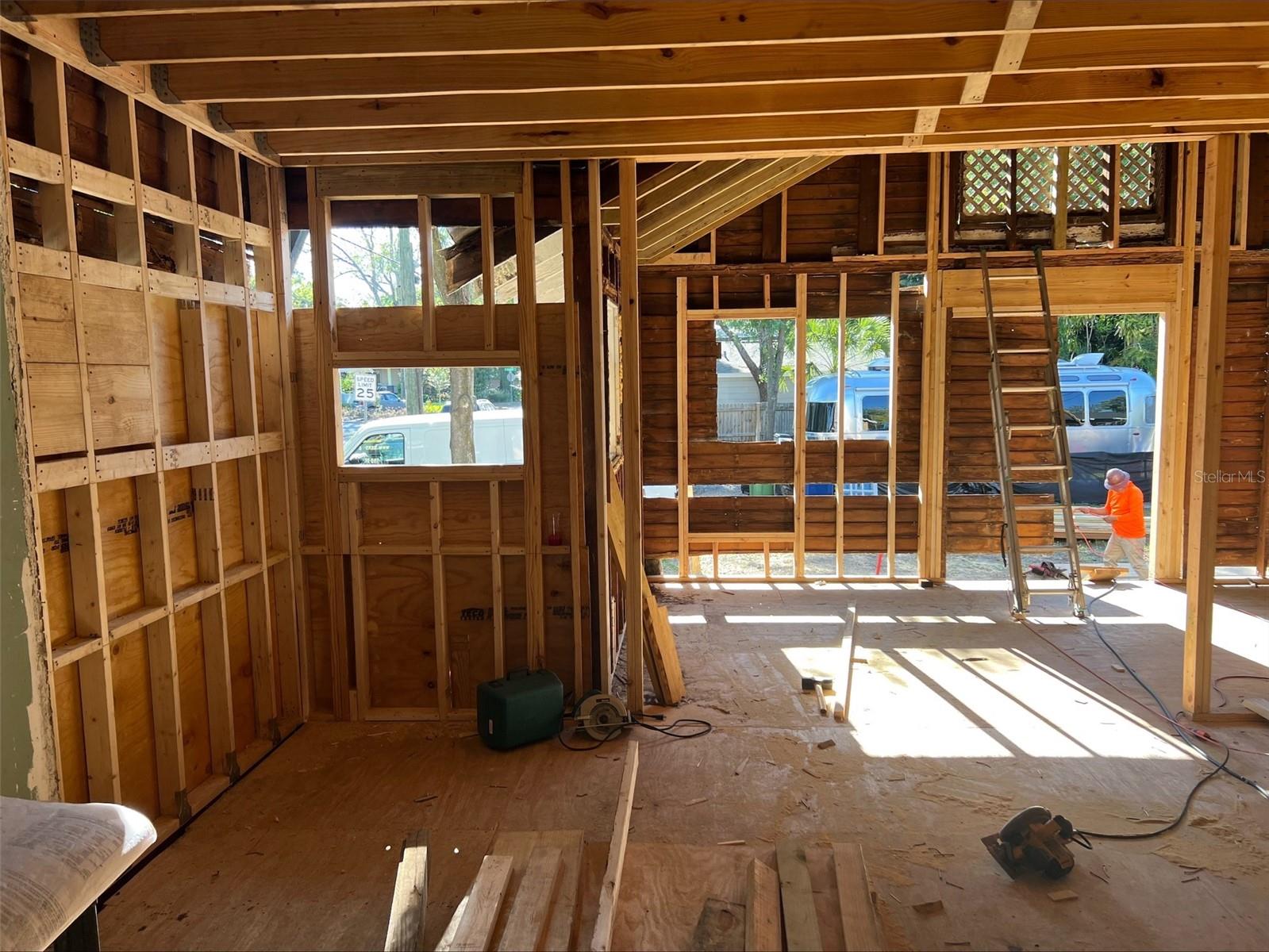 5302 N Central Avenue