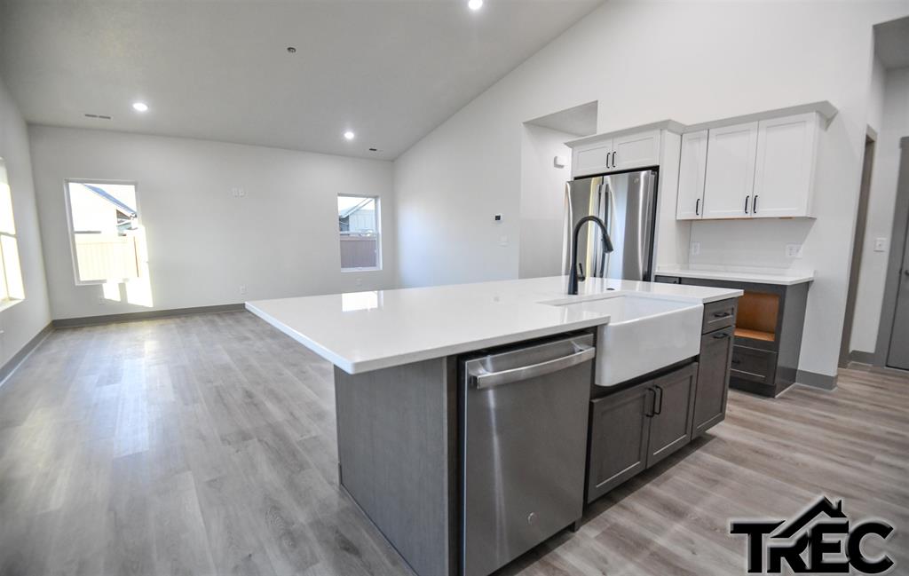 295 Cullman Dr
