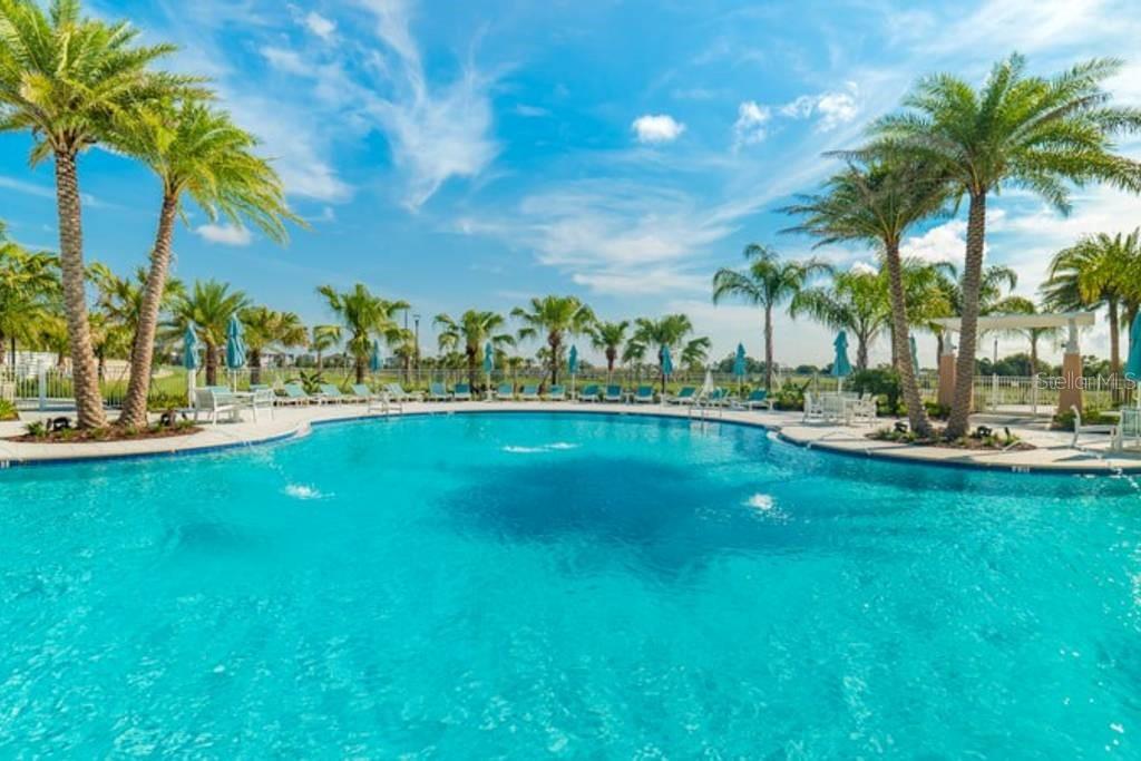 1959 Tropical Palms Circle