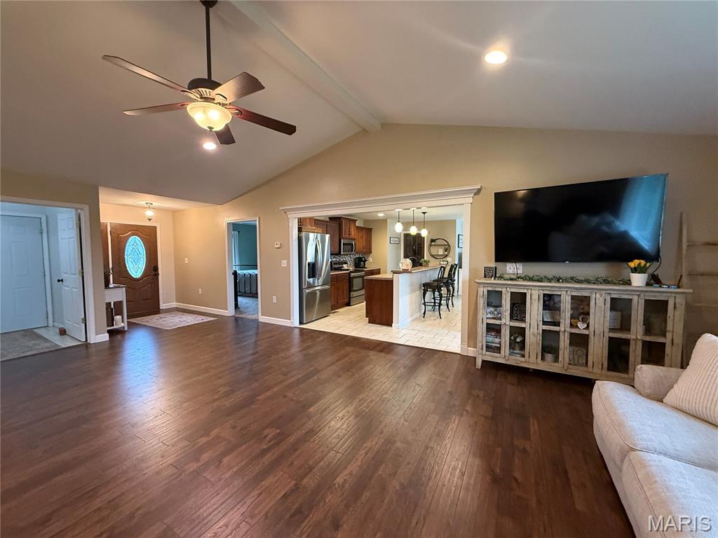 5752 Clear Creek