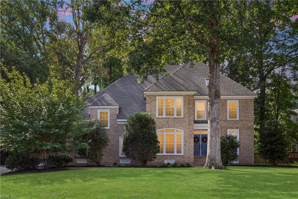 406 Regents Cove