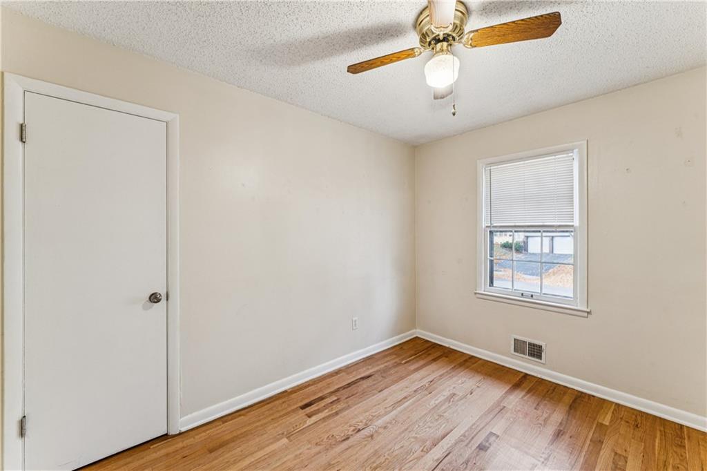5007 Outlook Street