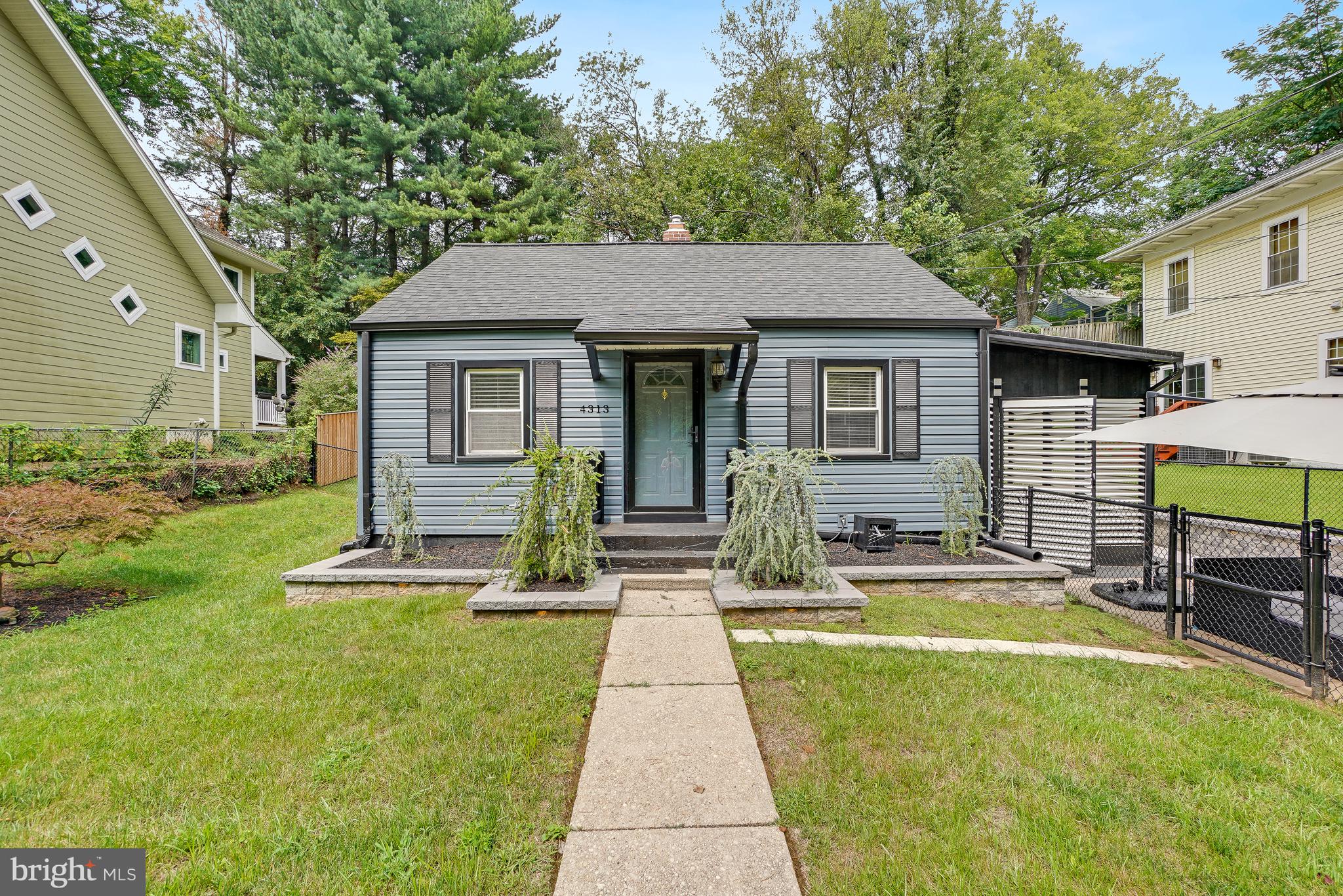 4313 Ivy Glen Road