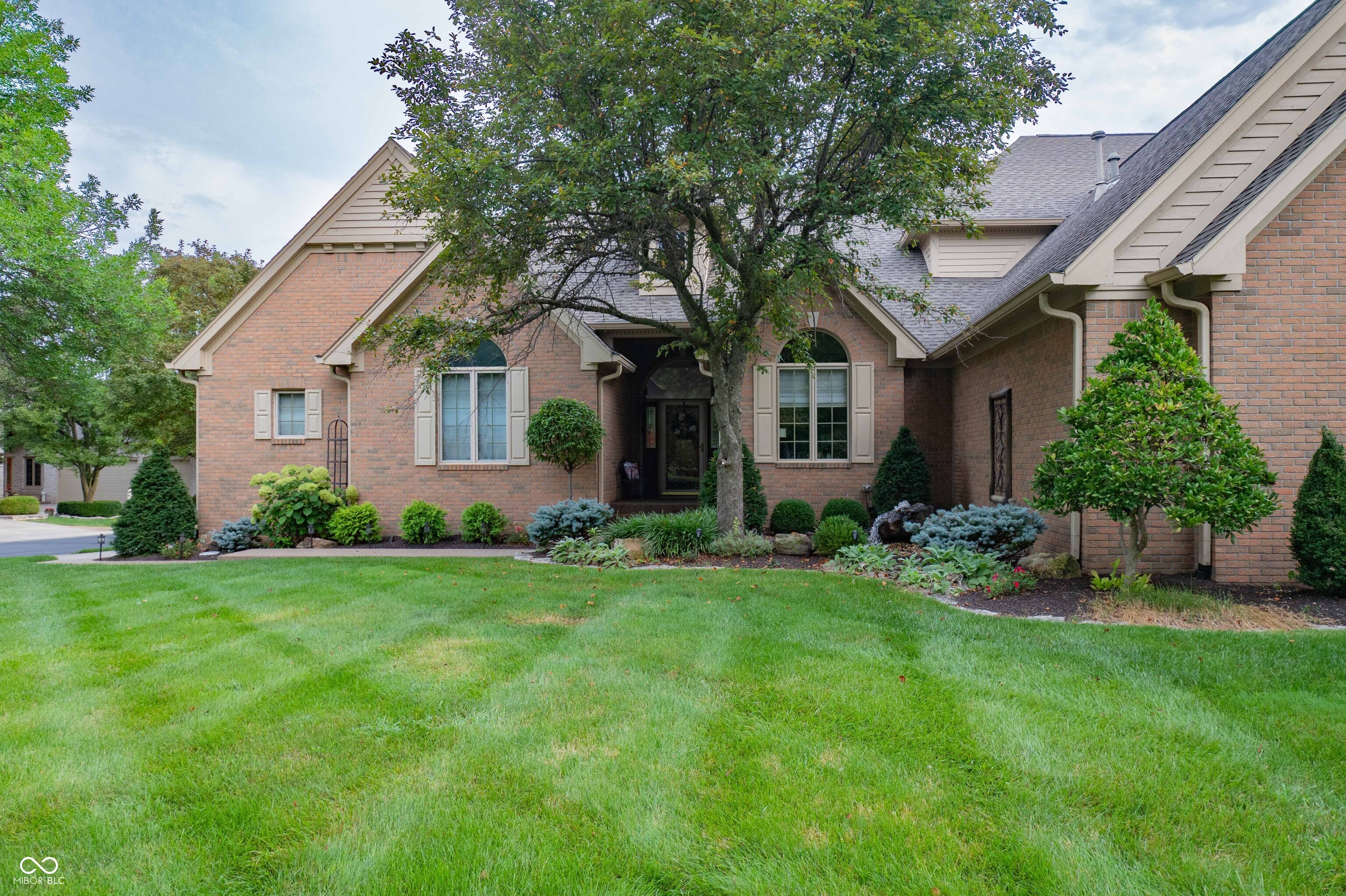 1851 Broadleaf Court